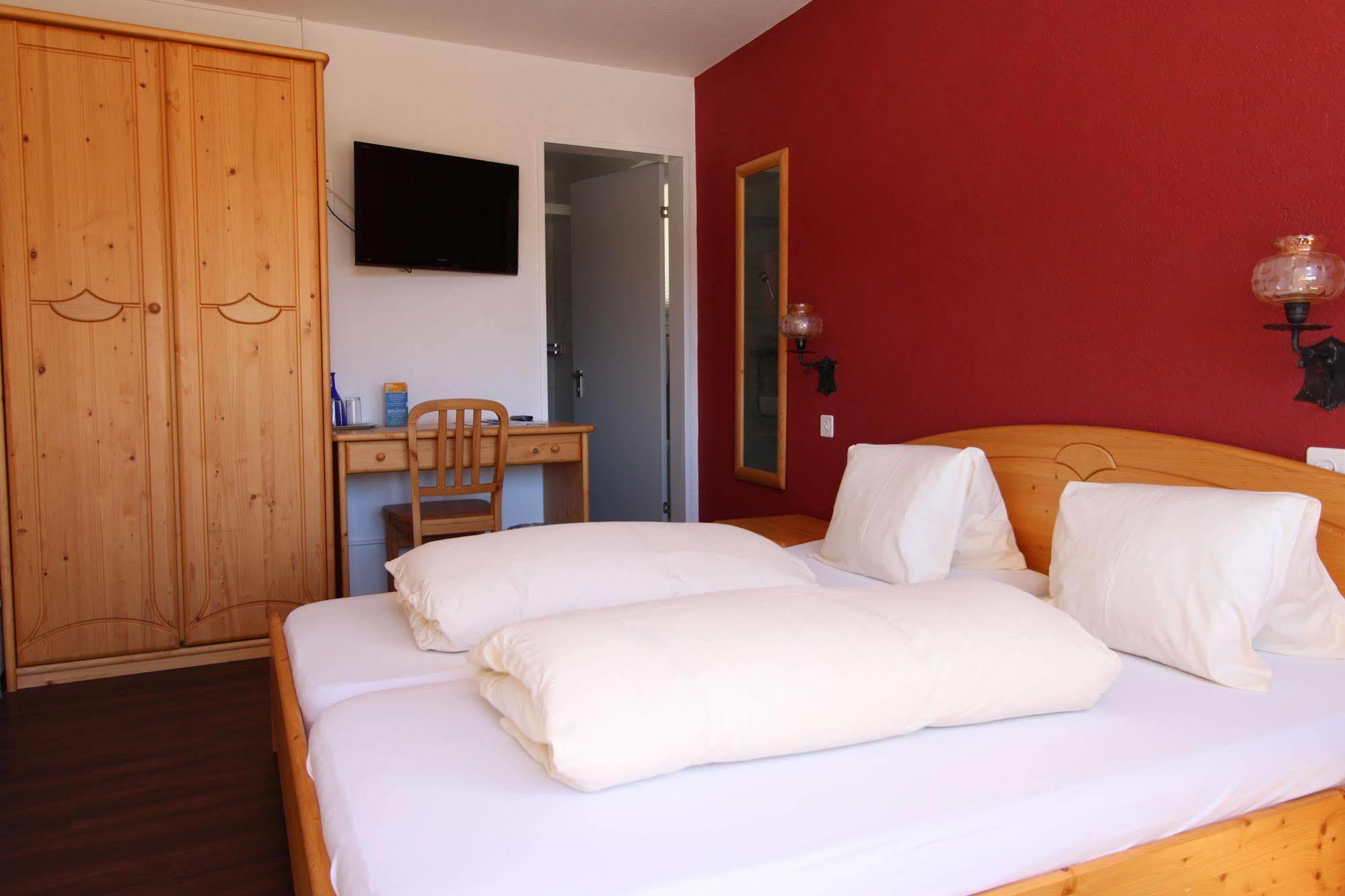 Hotel Al Rom 츄치어브 외부 사진